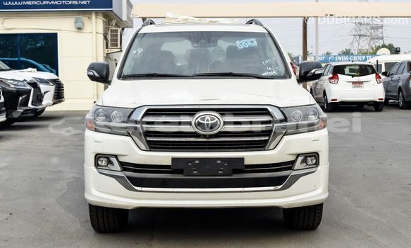 Buy Import Toyota Land Cruiser White Car in Import - Dubai in Belait Buy Import Toyota Land Cruiser White Car in Import - Dubai in Belait