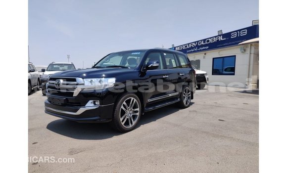 Buy Import Toyota Land Cruiser Black Car in Import - Dubai in Belait Buy Import Toyota Land Cruiser Black Car in Import - Dubai in Belait