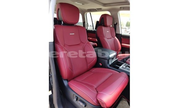 Buy Import Toyota Land Cruiser Black Car in Import - Dubai in Belait Buy Import Toyota Land Cruiser Black Car in Import - Dubai in Belait