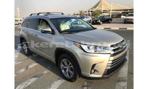 Buy Import Toyota Highlander Other Car in Import - Dubai in Belait Buy Import Toyota Highlander Other Car in Import - Dubai in Belait