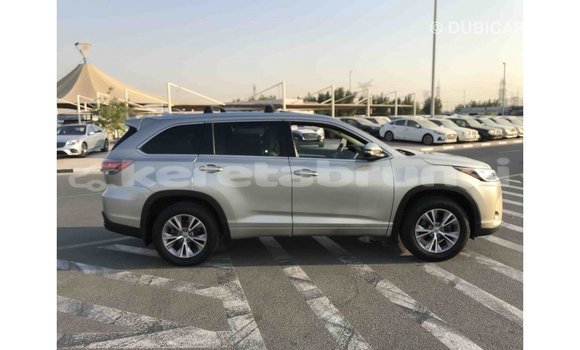 Buy Import Toyota Highlander Other Car in Import - Dubai in Belait Buy Import Toyota Highlander Other Car in Import - Dubai in Belait