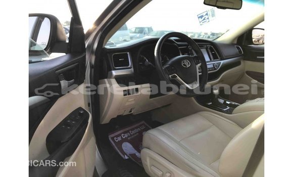 Buy Import Toyota Highlander Other Car in Import - Dubai in Belait Buy Import Toyota Highlander Other Car in Import - Dubai in Belait