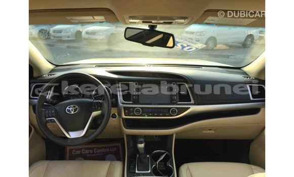 Buy Import Toyota Highlander Other Car in Import - Dubai in Belait Buy Import Toyota Highlander Other Car in Import - Dubai in Belait