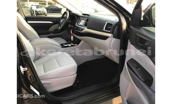 Buy Import Toyota Highlander Black Car in Import - Dubai in Belait Buy Import Toyota Highlander Black Car in Import - Dubai in Belait
