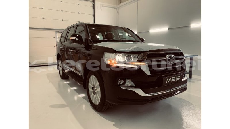 Big with watermark toyota land cruiser belait import dubai 1912