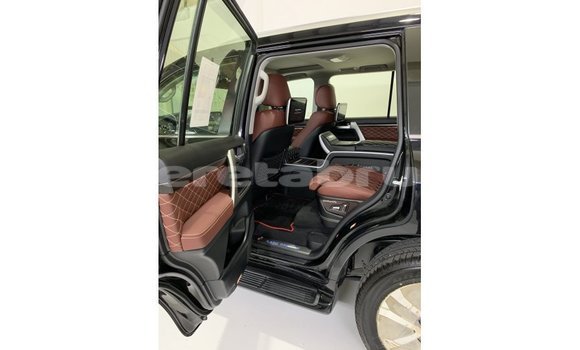 Buy Import Toyota Land Cruiser Black Car in Import - Dubai in Belait Buy Import Toyota Land Cruiser Black Car in Import - Dubai in Belait
