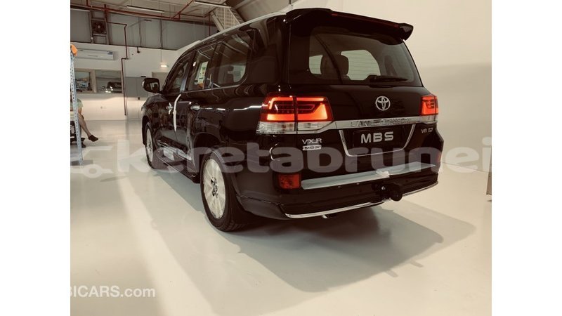 Big with watermark toyota land cruiser belait import dubai 1912