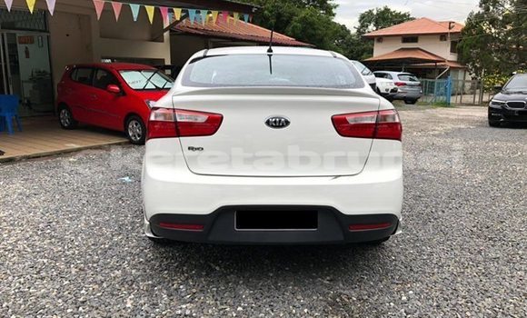 Buy Used Kia Rio White Car in Bandar Seri Begawan in Brunei-Muara Buy Used Kia Rio White Car in Bandar Seri Begawan in Brunei-Muara