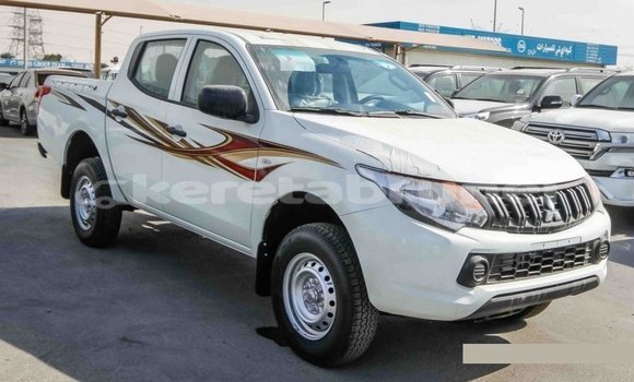 Buy Import Mitsubishi L200 White Car in Import - Dubai in Belait Buy Import Mitsubishi L200 White Car in Import - Dubai in Belait