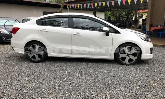 Buy Used Kia Rio White Car in Bandar Seri Begawan in Brunei-Muara Buy Used Kia Rio White Car in Bandar Seri Begawan in Brunei-Muara