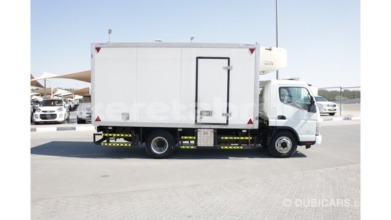 Big with watermark mitsubishi carisma belait import dubai 1931