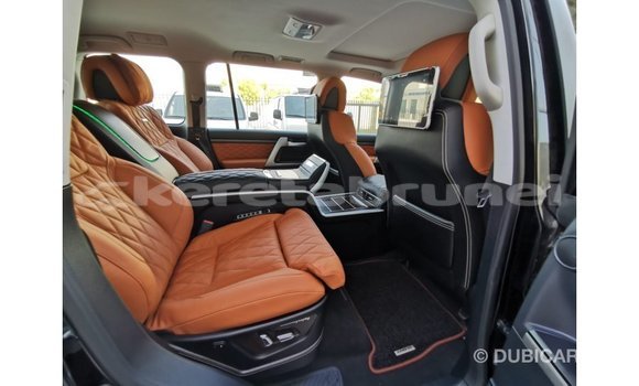 Buy Import Toyota Land Cruiser Black Car in Import - Dubai in Belait Buy Import Toyota Land Cruiser Black Car in Import - Dubai in Belait