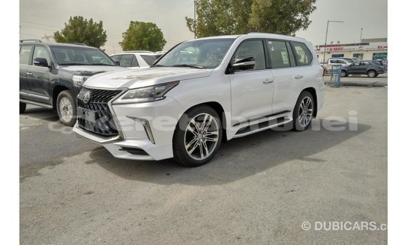 Buy Import Lexus LX White Car in Import - Dubai in Belait Buy Import Lexus LX White Car in Import - Dubai in Belait