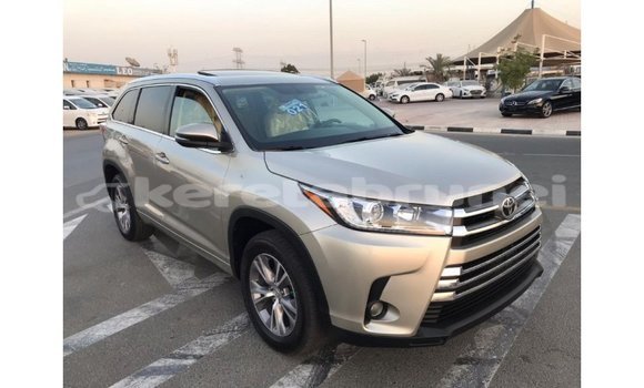 Buy Import Toyota Highlander Other Car in Import - Dubai in Belait Buy Import Toyota Highlander Other Car in Import - Dubai in Belait