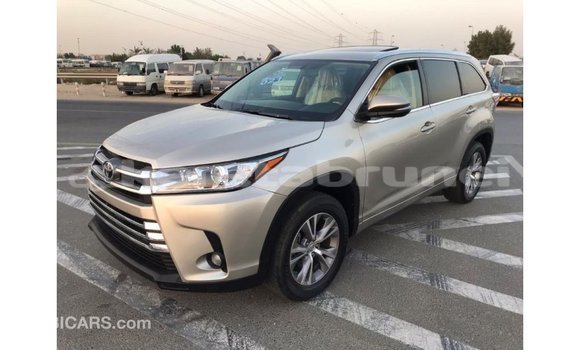 Buy Import Toyota Highlander Other Car in Import - Dubai in Belait Buy Import Toyota Highlander Other Car in Import - Dubai in Belait