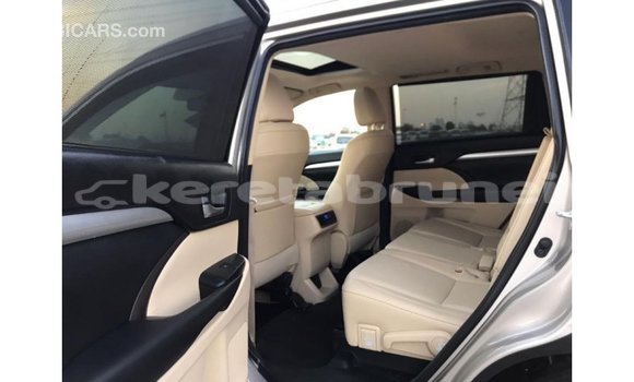 Buy Import Toyota Highlander Other Car in Import - Dubai in Belait Buy Import Toyota Highlander Other Car in Import - Dubai in Belait