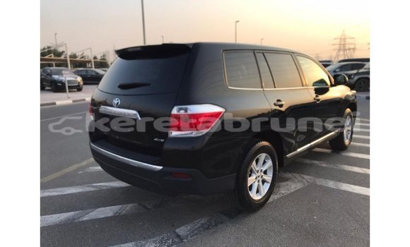 Buy Import Toyota Highlander Black Car in Import - Dubai in Belait Buy Import Toyota Highlander Black Car in Import - Dubai in Belait