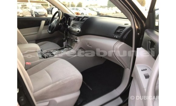 Buy Import Toyota Highlander Black Car in Import - Dubai in Belait Buy Import Toyota Highlander Black Car in Import - Dubai in Belait