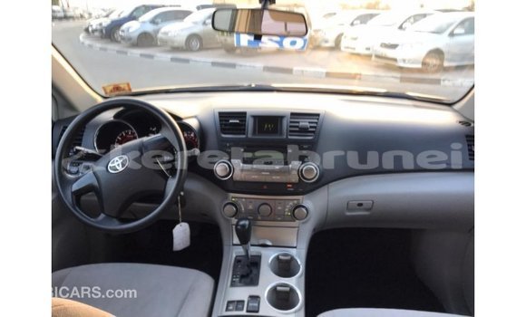 Buy Import Toyota Highlander Black Car in Import - Dubai in Belait Buy Import Toyota Highlander Black Car in Import - Dubai in Belait
