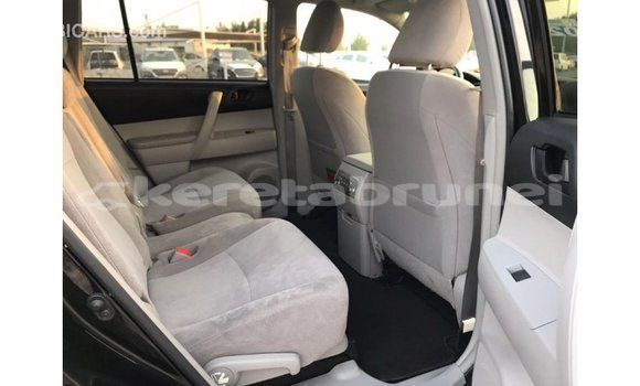 Buy Import Toyota Highlander Black Car in Import - Dubai in Belait Buy Import Toyota Highlander Black Car in Import - Dubai in Belait