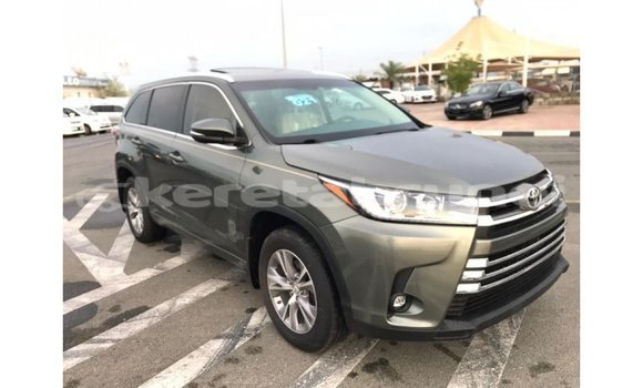 Buy Import Toyota Highlander Other Car in Import - Dubai in Belait Buy Import Toyota Highlander Other Car in Import - Dubai in Belait