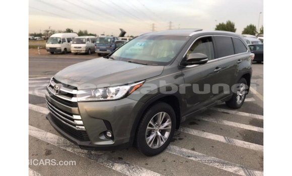 Buy Import Toyota Highlander Other Car in Import - Dubai in Belait Buy Import Toyota Highlander Other Car in Import - Dubai in Belait