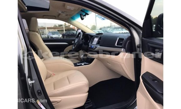 Buy Import Toyota Highlander Other Car in Import - Dubai in Belait Buy Import Toyota Highlander Other Car in Import - Dubai in Belait