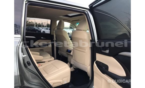 Buy Import Toyota Highlander Other Car in Import - Dubai in Belait Buy Import Toyota Highlander Other Car in Import - Dubai in Belait
