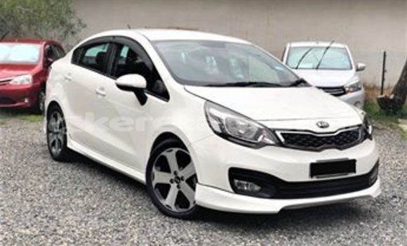 Buy Used Kia Rio White Car in Bandar Seri Begawan in Brunei-Muara Buy Used Kia Rio White Car in Bandar Seri Begawan in Brunei-Muara