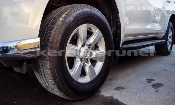 Buy Import Toyota Prado White Car in Import - Dubai in Belait Buy Import Toyota Prado White Car in Import - Dubai in Belait