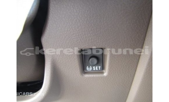Buy Import Toyota Land Cruiser White Car in Import - Dubai in Belait Buy Import Toyota Land Cruiser White Car in Import - Dubai in Belait