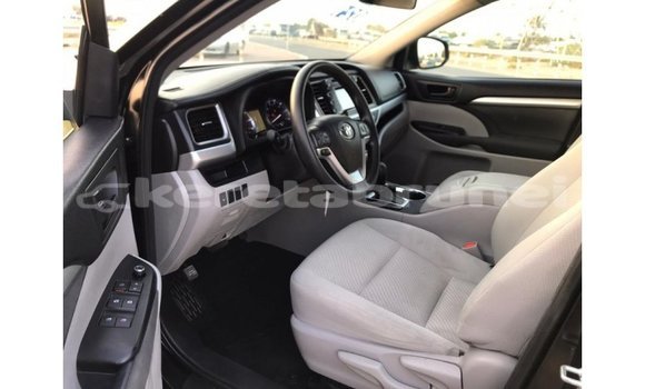 Buy Import Toyota Highlander Black Car in Import - Dubai in Belait Buy Import Toyota Highlander Black Car in Import - Dubai in Belait
