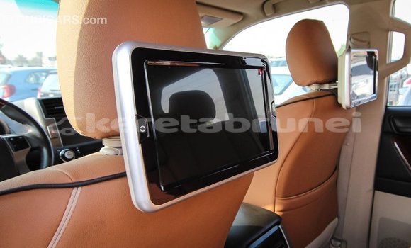 Buy Import Toyota Prado White Car in Import - Dubai in Belait Buy Import Toyota Prado White Car in Import - Dubai in Belait