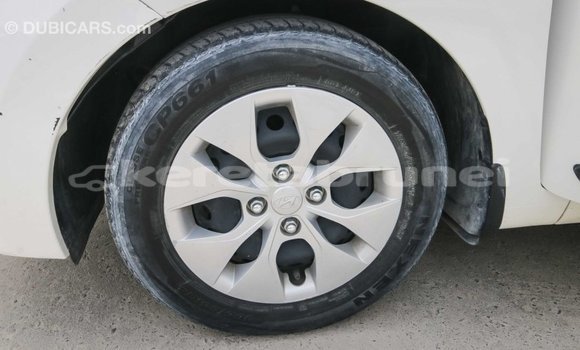 Buy Import Hyundai i10 White Car in Import - Dubai in Belait Buy Import Hyundai i10 White Car in Import - Dubai in Belait