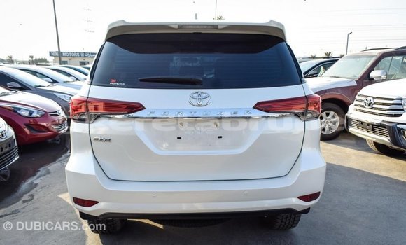Buy Import Toyota Fortuner White Car in Import - Dubai in Belait Buy Import Toyota Fortuner White Car in Import - Dubai in Belait