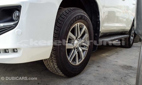 Buy Import Toyota Prado White Car in Import - Dubai in Belait Buy Import Toyota Prado White Car in Import - Dubai in Belait