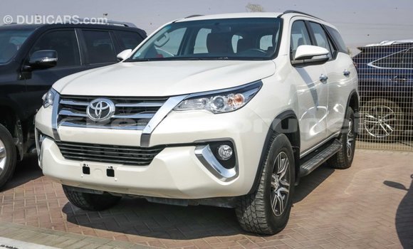 Buy Import Toyota Fortuner White Car in Import - Dubai in Belait Buy Import Toyota Fortuner White Car in Import - Dubai in Belait