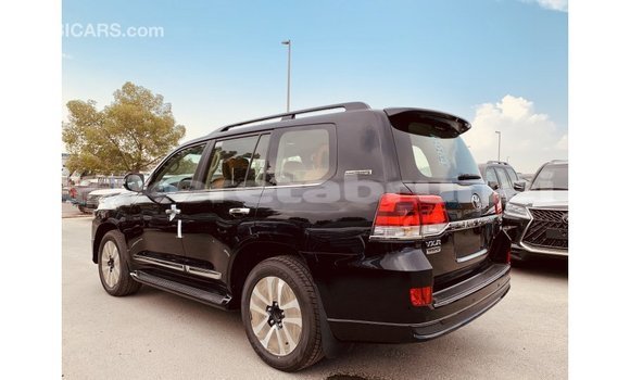 Buy Import Toyota Land Cruiser Black Car in Import - Dubai in Belait Buy Import Toyota Land Cruiser Black Car in Import - Dubai in Belait
