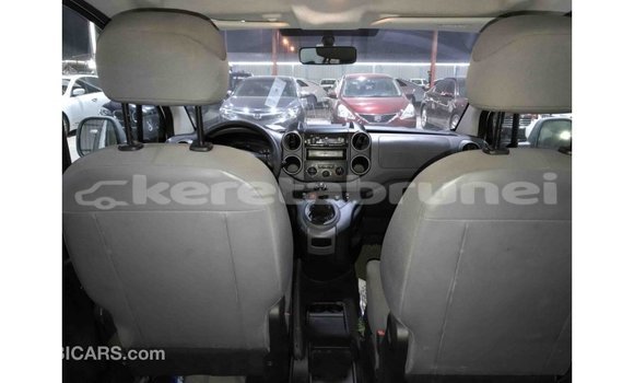 Buy Import Peugeot Partner White Car in Import - Dubai in Belait Buy Import Peugeot Partner White Car in Import - Dubai in Belait