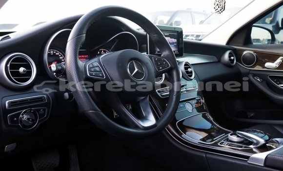 Buy Import Mercedes-Benz 190 Black Car in Import - Dubai in Belait Buy Import Mercedes-Benz 190 Black Car in Import - Dubai in Belait
