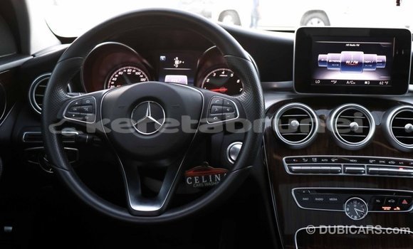 Buy Import Mercedes-Benz 190 Black Car in Import - Dubai in Belait Buy Import Mercedes-Benz 190 Black Car in Import - Dubai in Belait