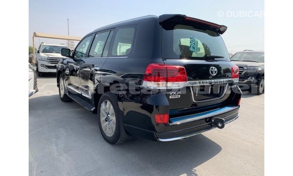 Buy Import Toyota Land Cruiser Black Car in Import - Dubai in Belait Buy Import Toyota Land Cruiser Black Car in Import - Dubai in Belait
