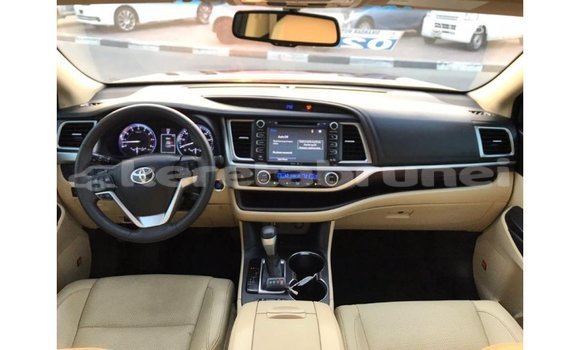 Buy Import Toyota Highlander Other Car in Import - Dubai in Belait Buy Import Toyota Highlander Other Car in Import - Dubai in Belait