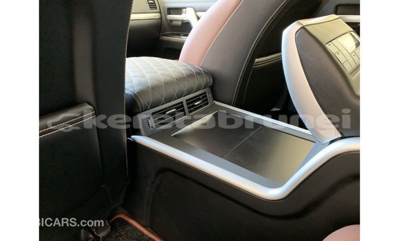 Buy Import Toyota Land Cruiser Black Car in Import - Dubai in Belait Buy Import Toyota Land Cruiser Black Car in Import - Dubai in Belait