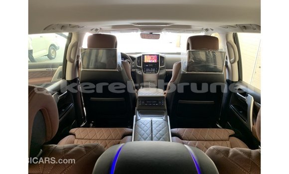 Buy Import Toyota Land Cruiser Black Car in Import - Dubai in Belait Buy Import Toyota Land Cruiser Black Car in Import - Dubai in Belait