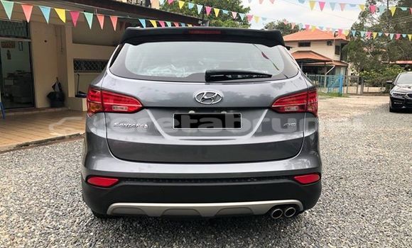 Buy Used Hyundai Santa Fe Other Car in Bandar Seri Begawan in Brunei-Muara Buy Used Hyundai Santa Fe Other Car in Bandar Seri Begawan in Brunei-Muara