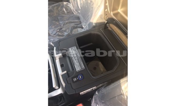 Buy Import Toyota Land Cruiser Black Car in Import - Dubai in Belait Buy Import Toyota Land Cruiser Black Car in Import - Dubai in Belait