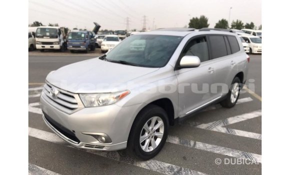 Buy Import Toyota Highlander Other Car in Import - Dubai in Belait Buy Import Toyota Highlander Other Car in Import - Dubai in Belait