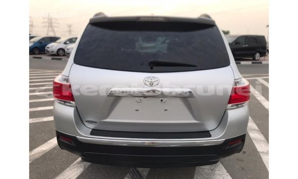 Buy Import Toyota Highlander Other Car in Import - Dubai in Belait Buy Import Toyota Highlander Other Car in Import - Dubai in Belait