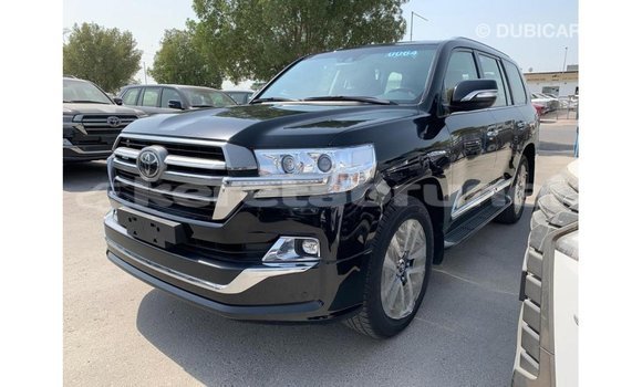 Buy Import Toyota Land Cruiser Black Car in Import - Dubai in Belait Buy Import Toyota Land Cruiser Black Car in Import - Dubai in Belait